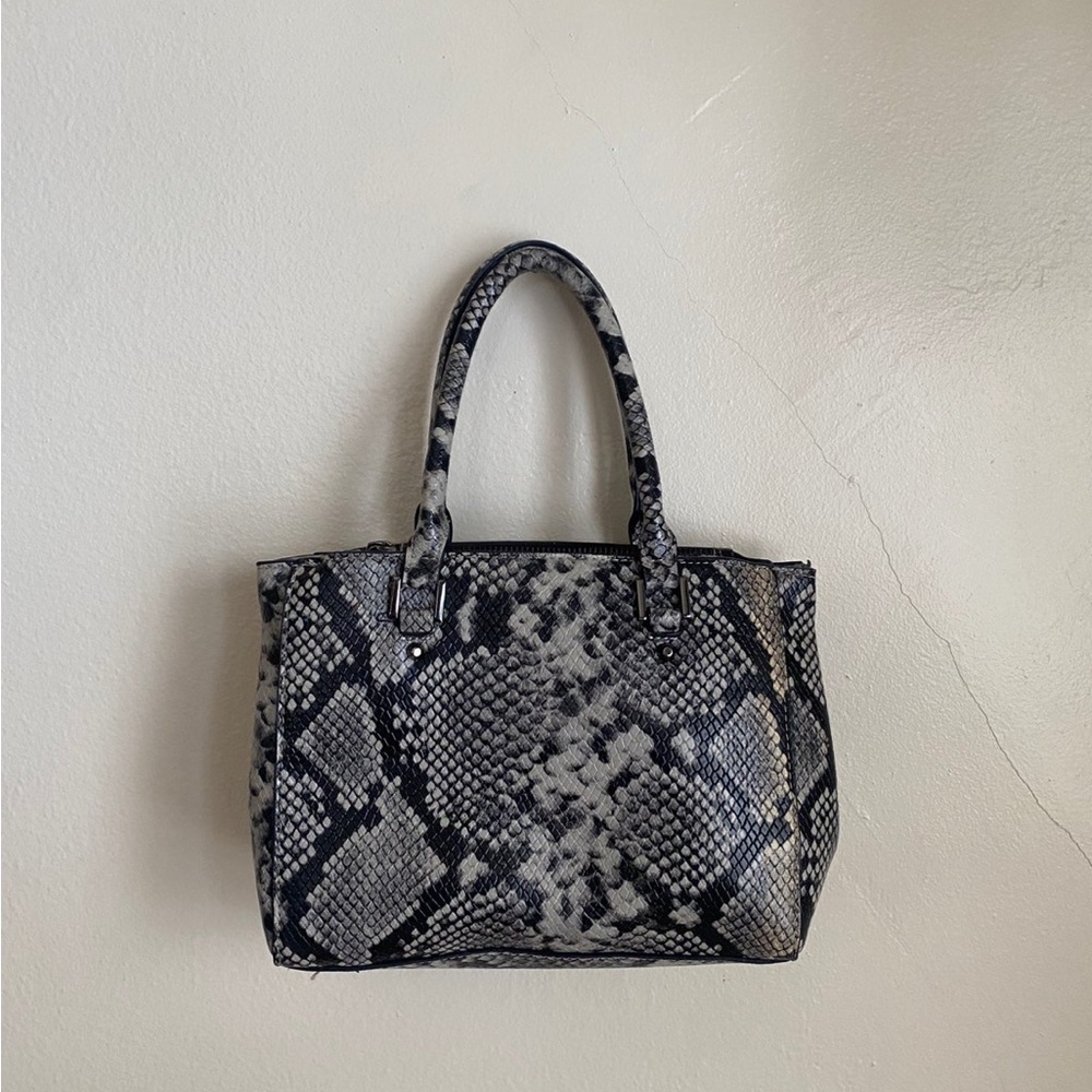 Snake print Handbag/Crossbody - Picture 4 of 7